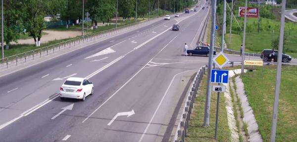 Подкараулил велосипедиста: видео